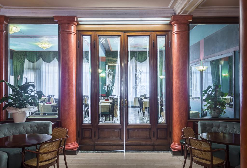Hotel Minerva Palace Монтекатіні-Терме Екстер'єр фото