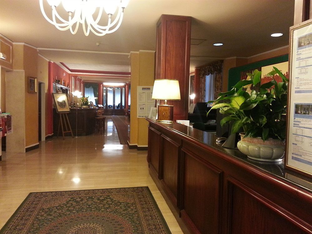 Hotel Minerva Palace Монтекатіні-Терме Екстер'єр фото